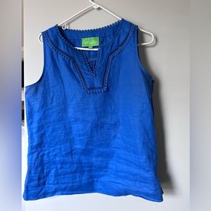 Sleeveless top for resort wear